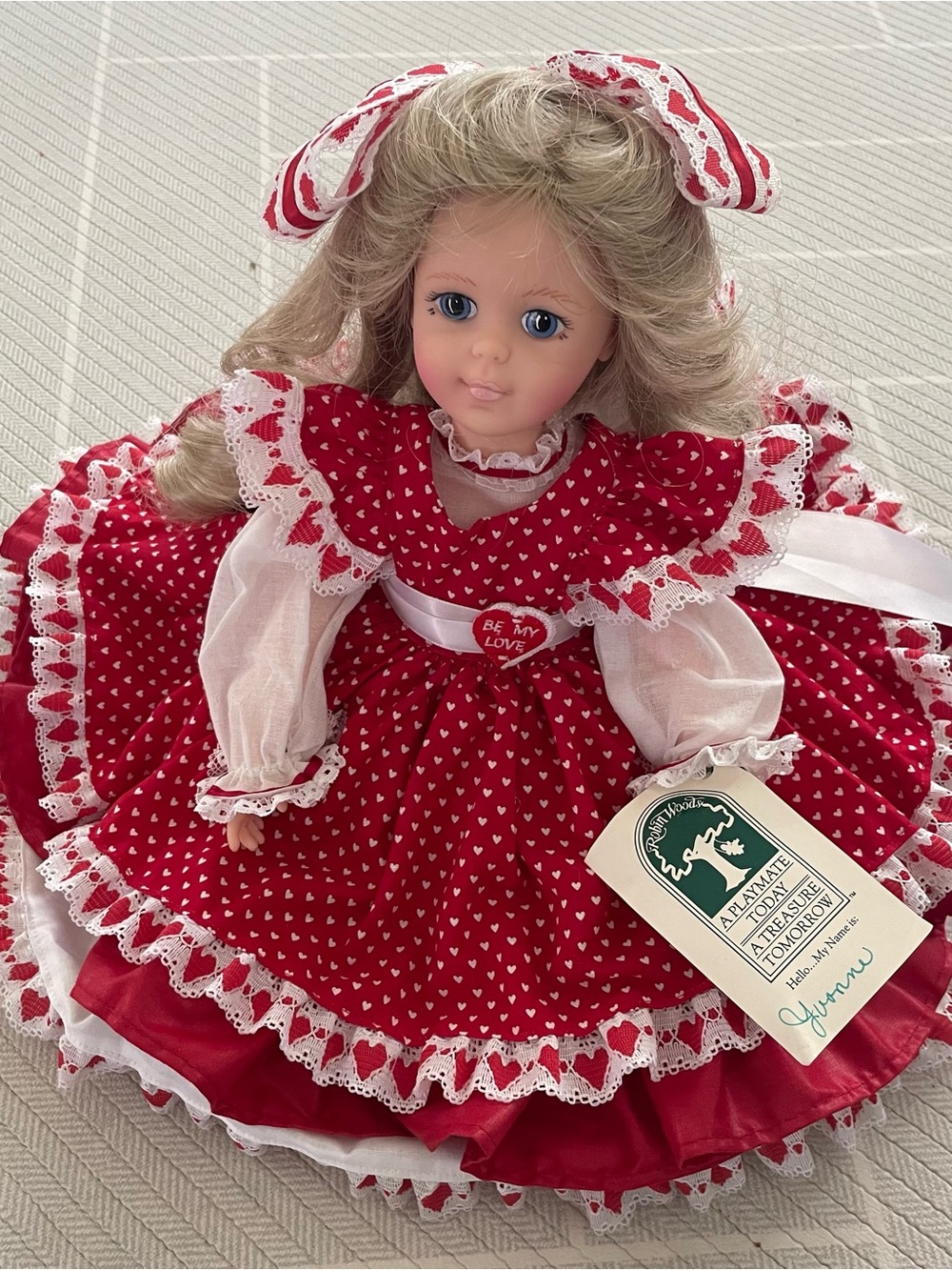 VTG)Robin Woods Yvonne 14” Doll 1988
